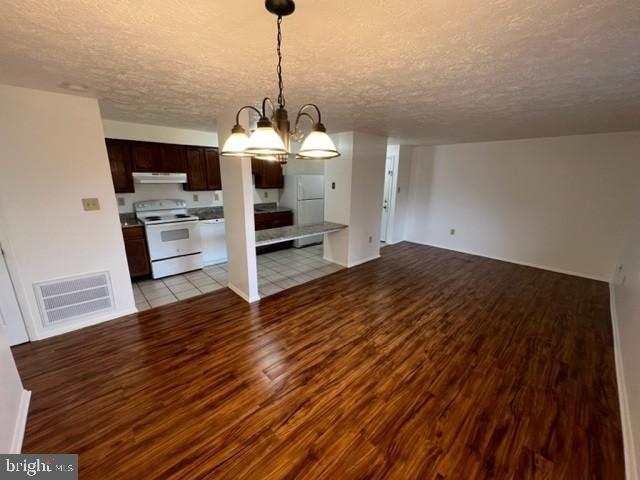 830 Heather Ridge Drive, Unit 22C Frederick, MD 21702 - Photo 7 of 22 Spacious open layout with modern finishes.