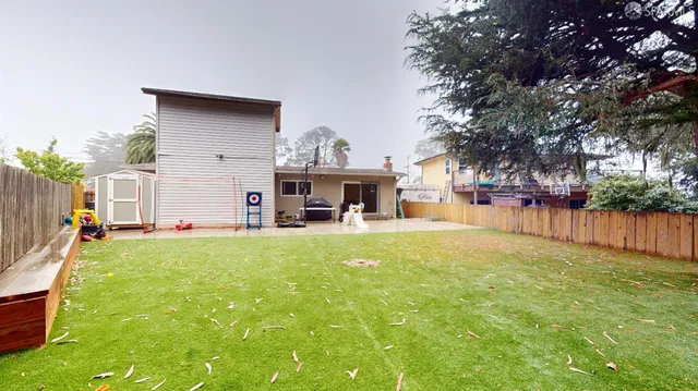 a view of outdoor space