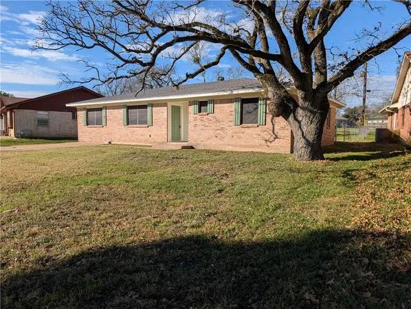 $1,900 | 3007 Kim Street, Bryan, TX 77803