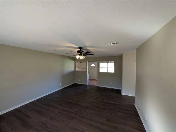 $1,900 | 3007 Kim Street, Bryan, TX 77803