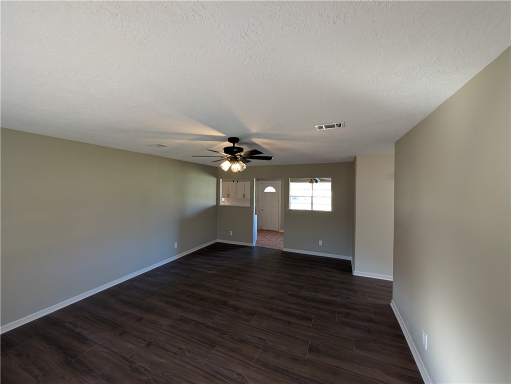 3007 Kim Street Bryan, TX 77803 - Photo 4 of 16