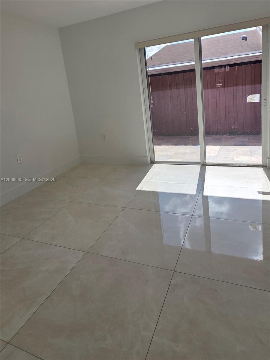 2154 West 60th Street, Unit 12111 Hialeah, FL 33016 - Photo 6 of 12