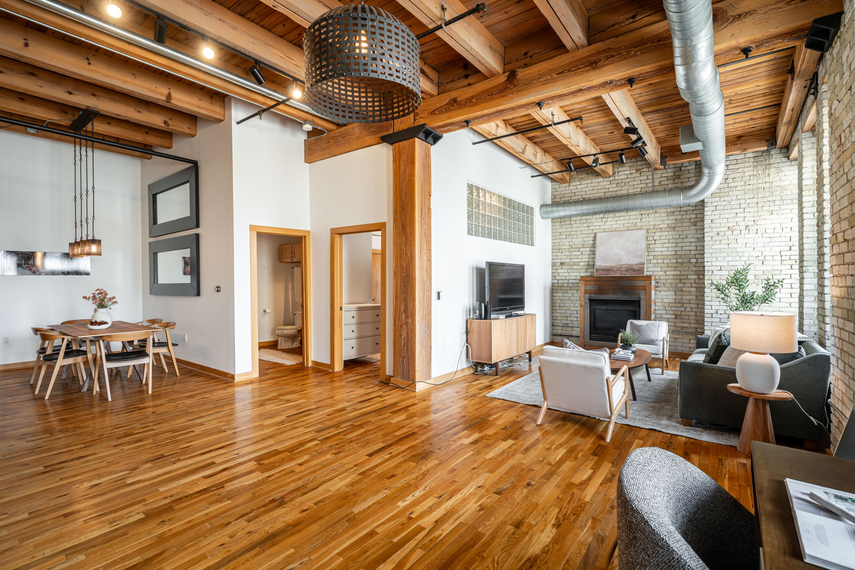 413 North 2nd Street, Unit 260 Milwaukee, WI 53203 - Photo 18 of 51 Beautiful Wood Floors