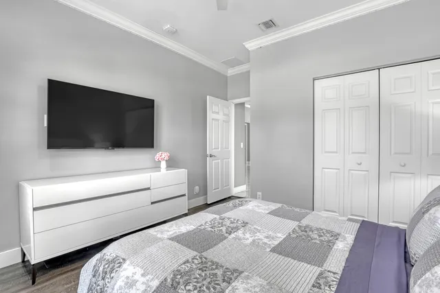 a view of a lake with houses