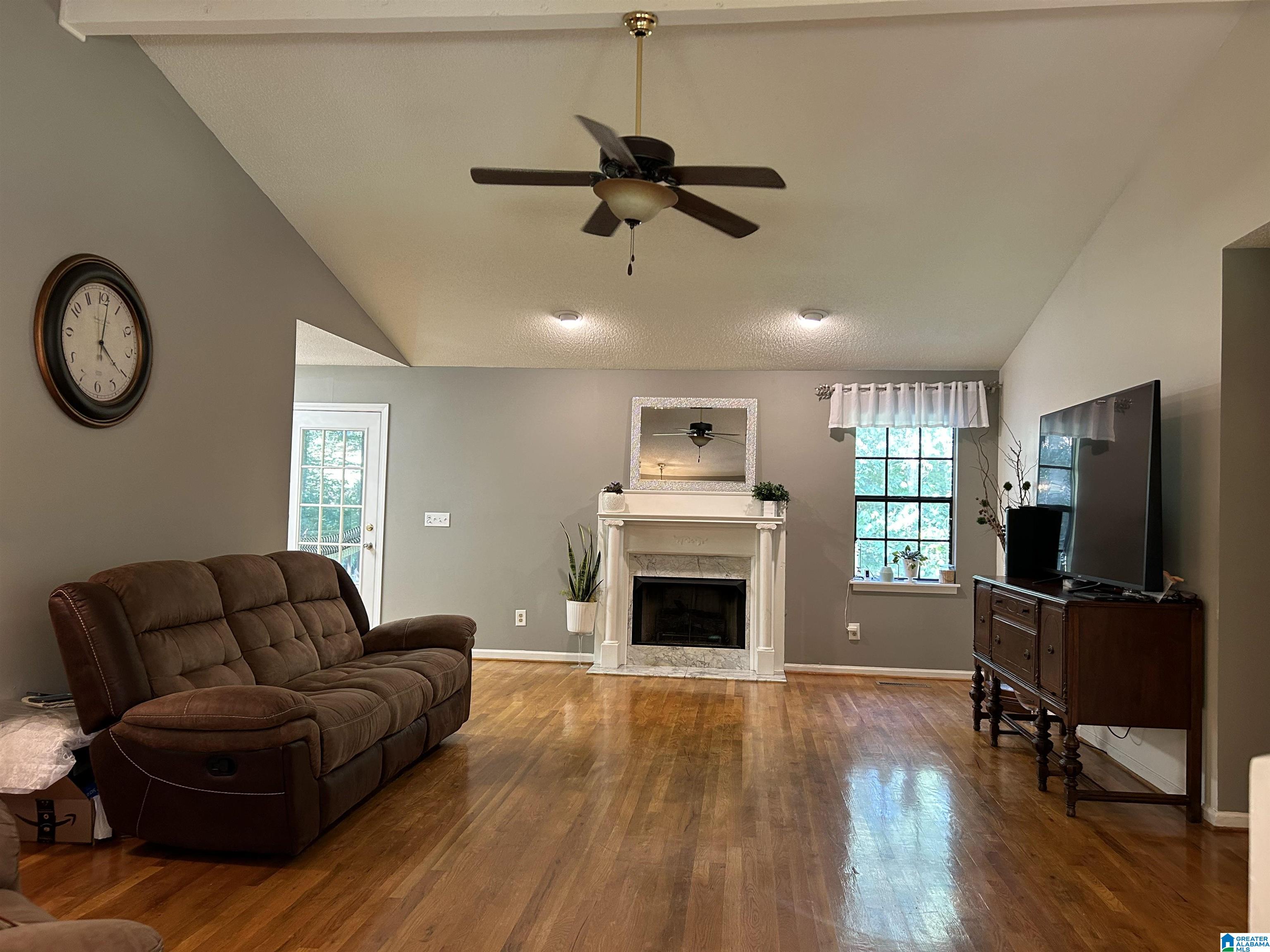 1118 Henry Drive Alabaster, AL 35007 - Photo 9 of 29