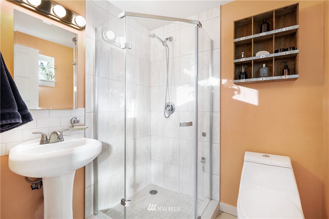 550 Bronson Way Northeast Renton, WA 98056 - Photo 13 of 29