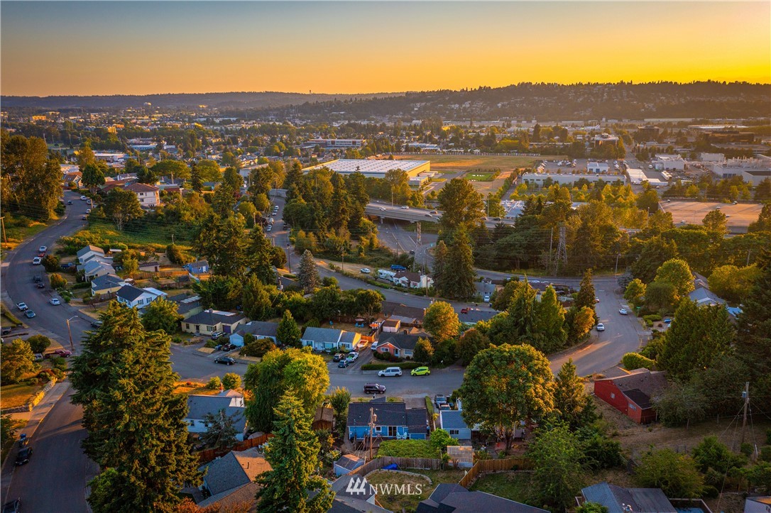 550 Bronson Way Northeast Renton, WA 98056 - Photo 25 of 29