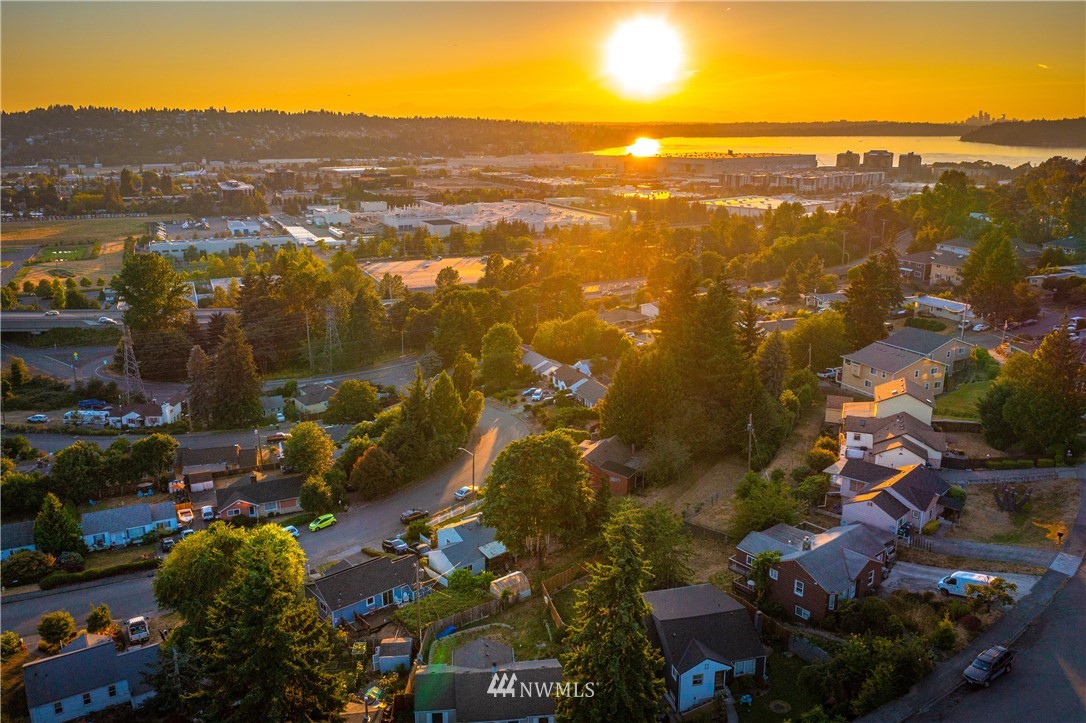 550 Bronson Way Northeast Renton, WA 98056 - Photo 26 of 29