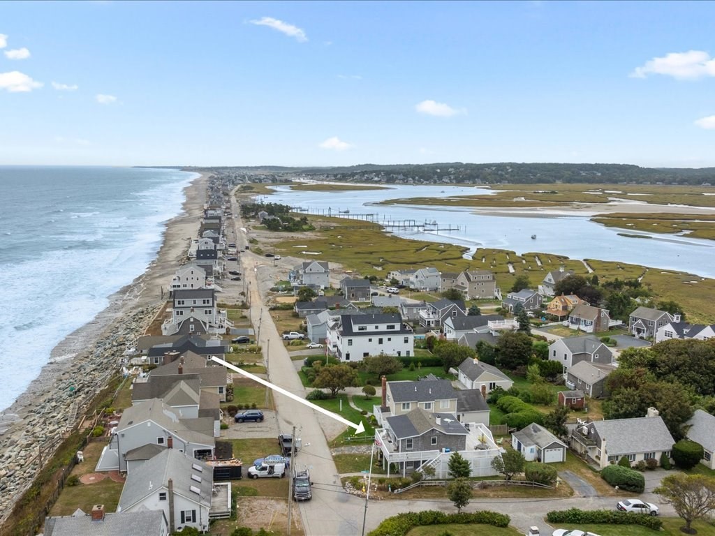 35 Cliff Road South Scituate, MA 02050 - Photo 6 of 42 a view of an ocean with a city