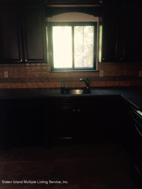 61 Claradon Lane Staten Island, NY 10305 - Photo 3 of 15 m3