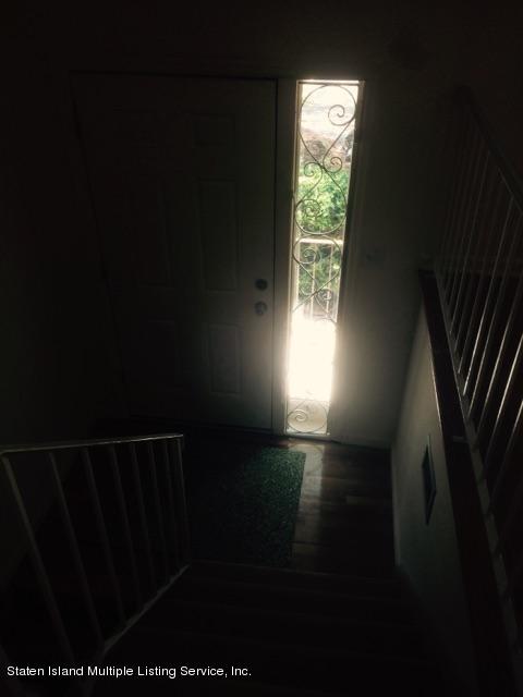 61 Claradon Lane Staten Island, NY 10305 - Photo 7 of 15 m7