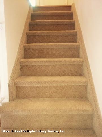 61 Claradon Lane Staten Island, NY 10305 - Photo 8 of 15 m8