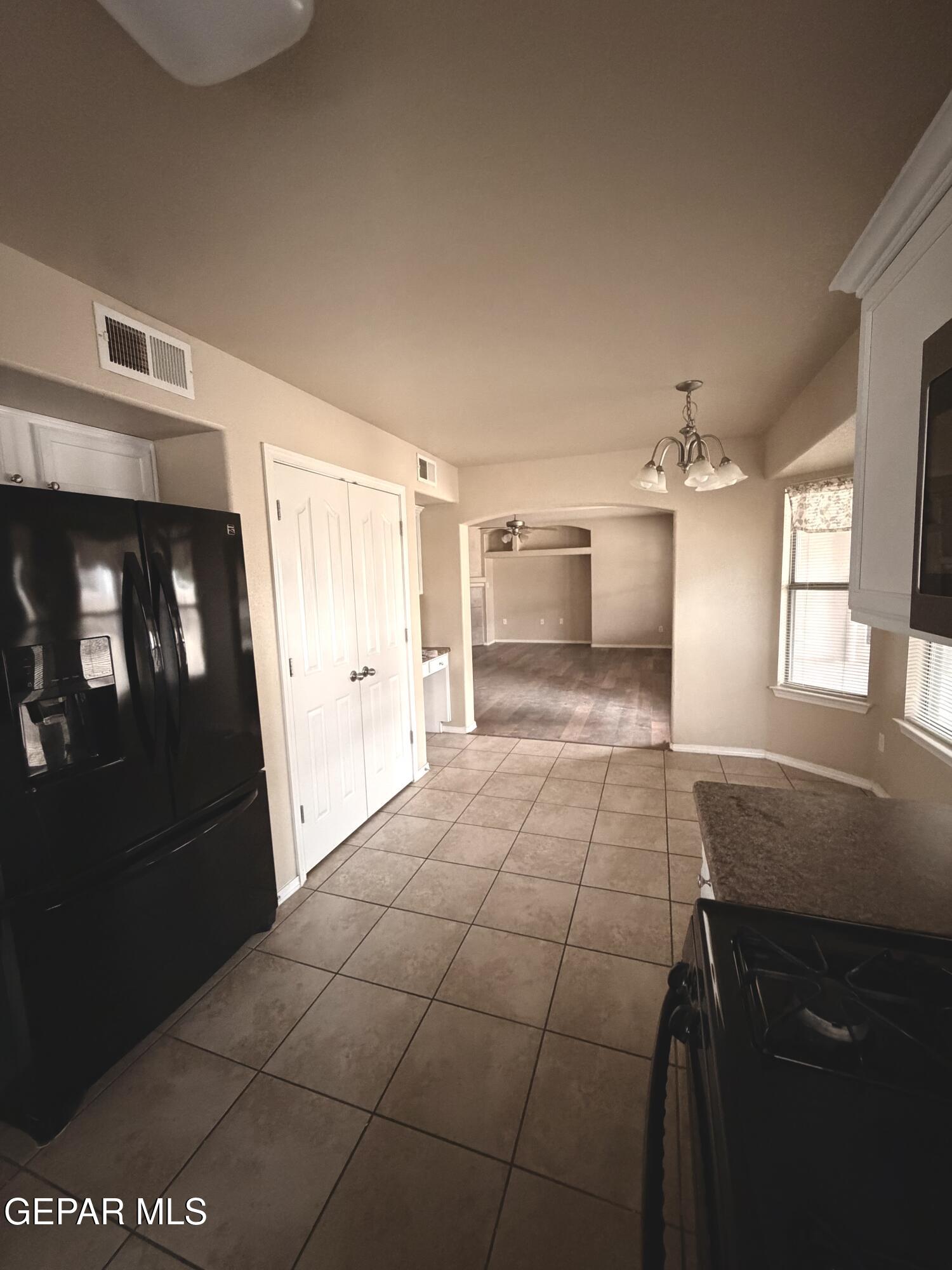 12517 Paseo Rae Avenue El Paso, TX 79928 - Photo 12 of 50 image00012