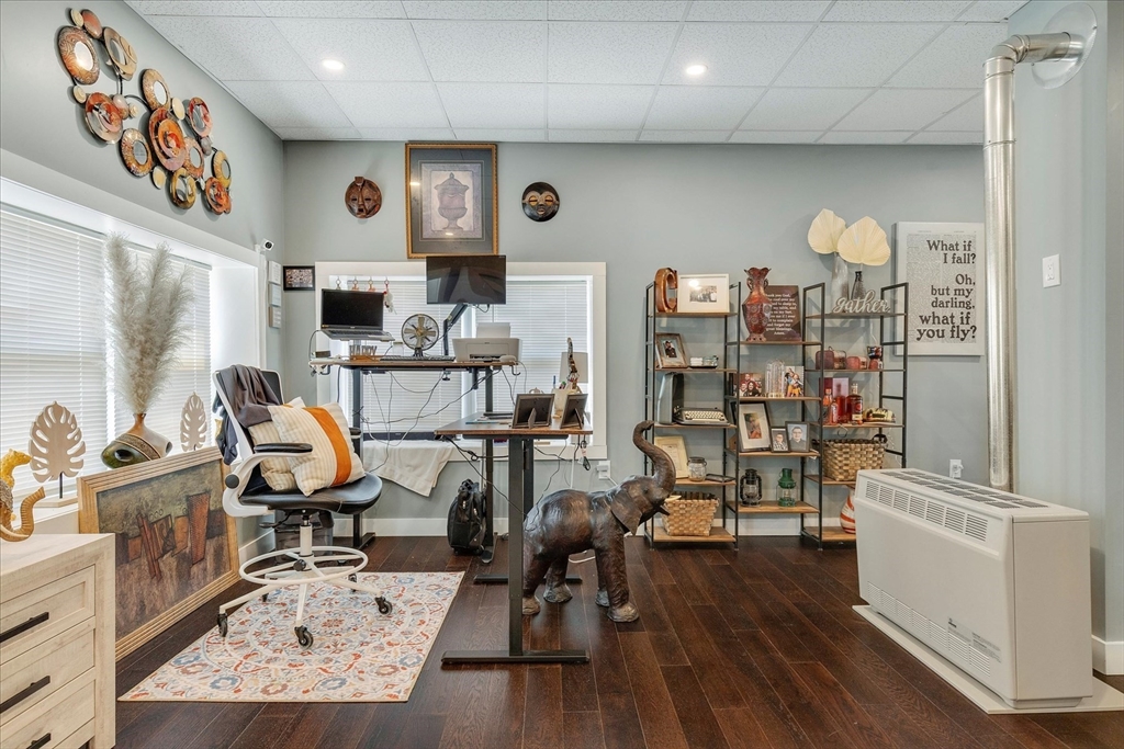 90 Hargraves Street Fall River, MA 02723 - Photo 13 of 40