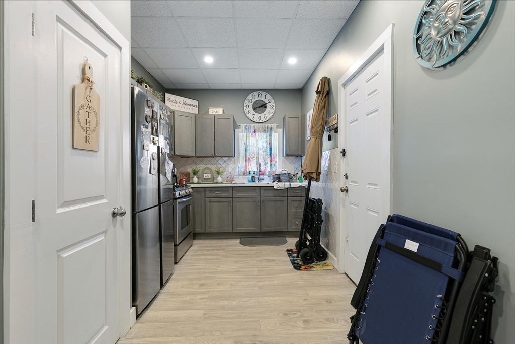 90 Hargraves Street Fall River, MA 02723 - Photo 15 of 40