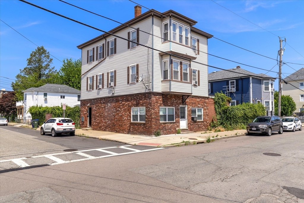 90 Hargraves Street Fall River, MA 02723 - Photo 2 of 40