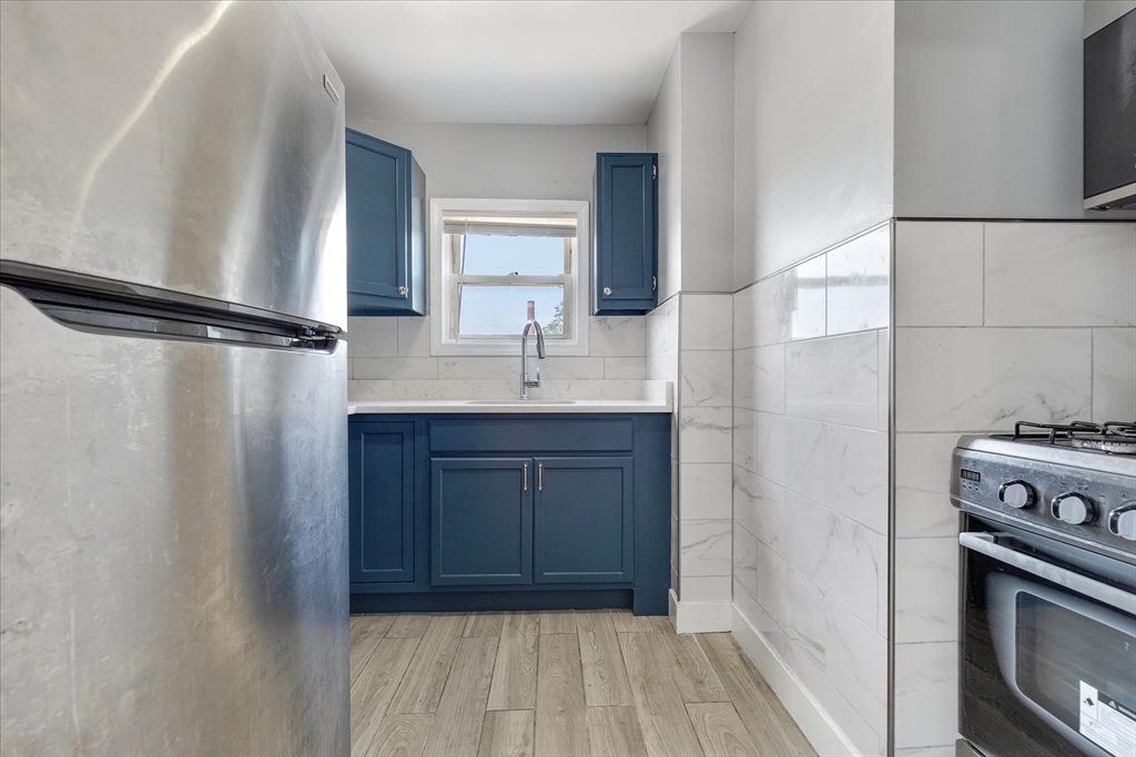 90 Hargraves Street Fall River, MA 02723 - Photo 26 of 40