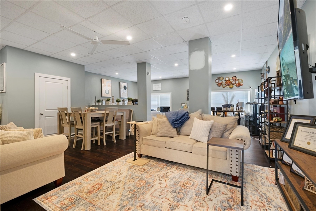 90 Hargraves Street Fall River, MA 02723 - Photo 10 of 40