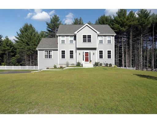 17 Rifleman Way, Unit 17 Uxbridge, MA 01569 - Photo 2 of 13