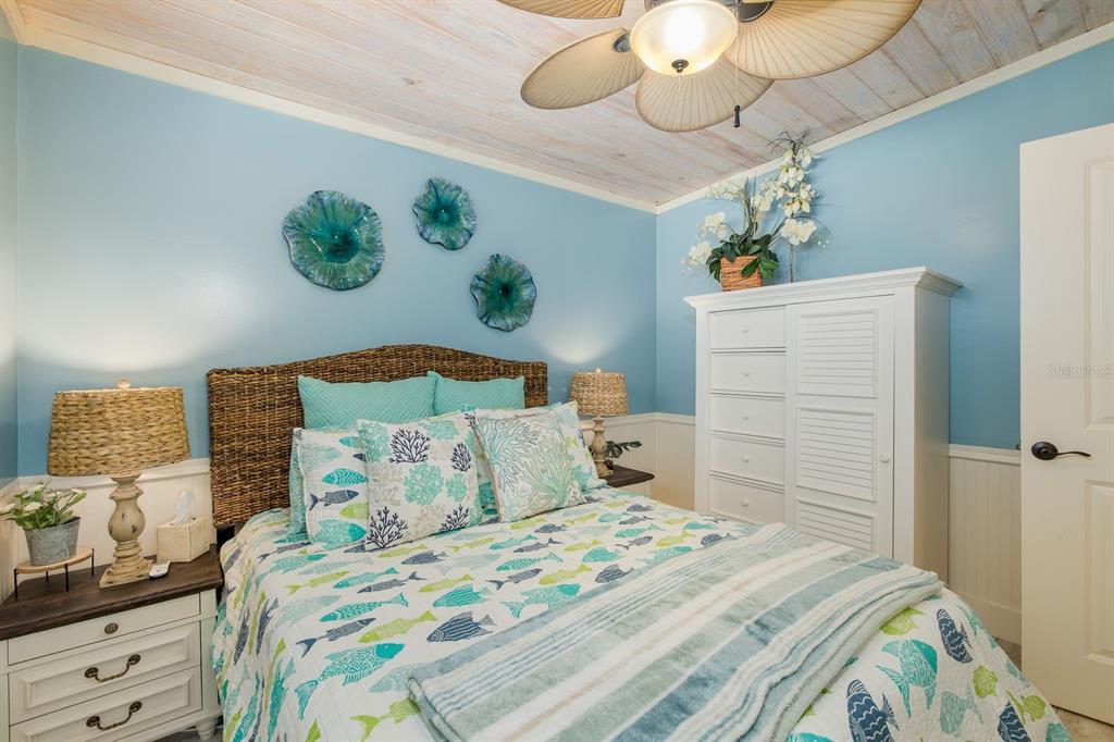 5473 Darlene Street Weeki Wachee, FL 34607 - Photo 10 of 48
