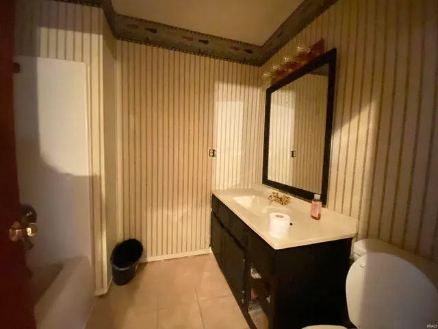 $249,900 | 6066 West State Road 60, Mitchell, IN 47446