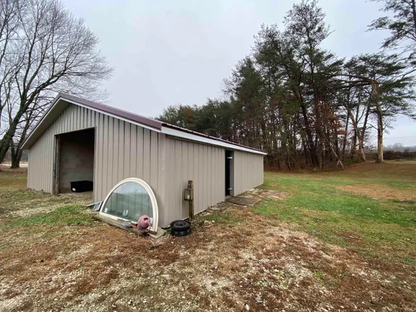 $249,900 | 6066 West State Road 60, Mitchell, IN 47446