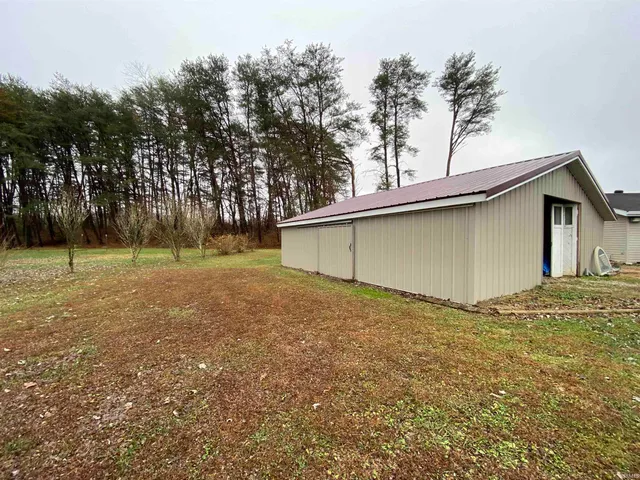 $249,900 | 6066 West State Road 60, Mitchell, IN 47446