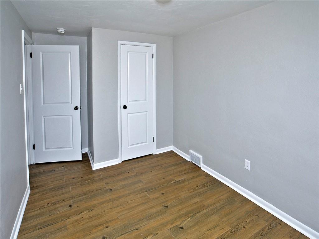 145 Universal Road Pittsburgh, PA 15235 - Photo 10 of 25 Gallery Image 10