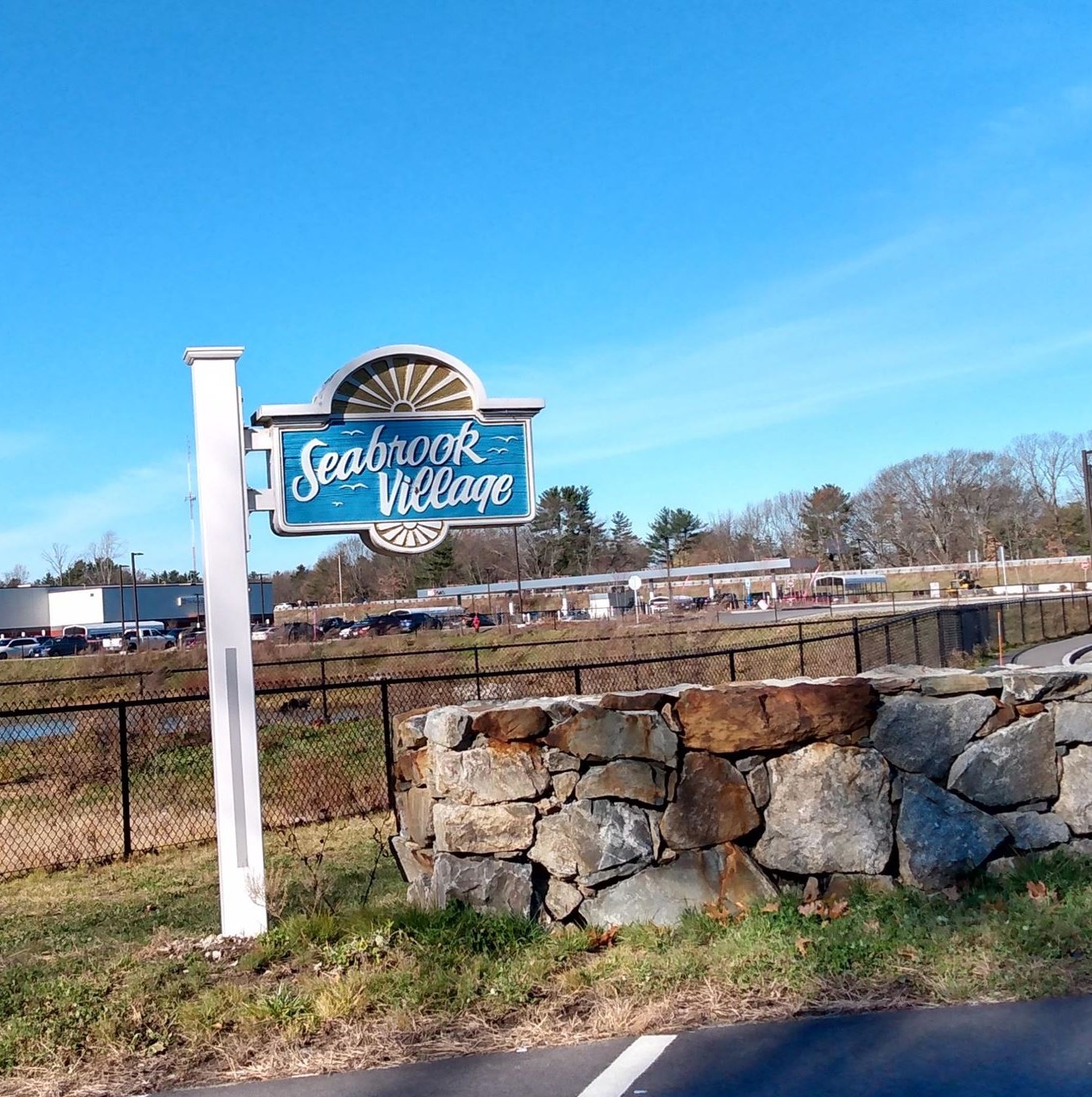 90 Edith Avenue Seabrook, NH 03874 - Photo 2 of 14