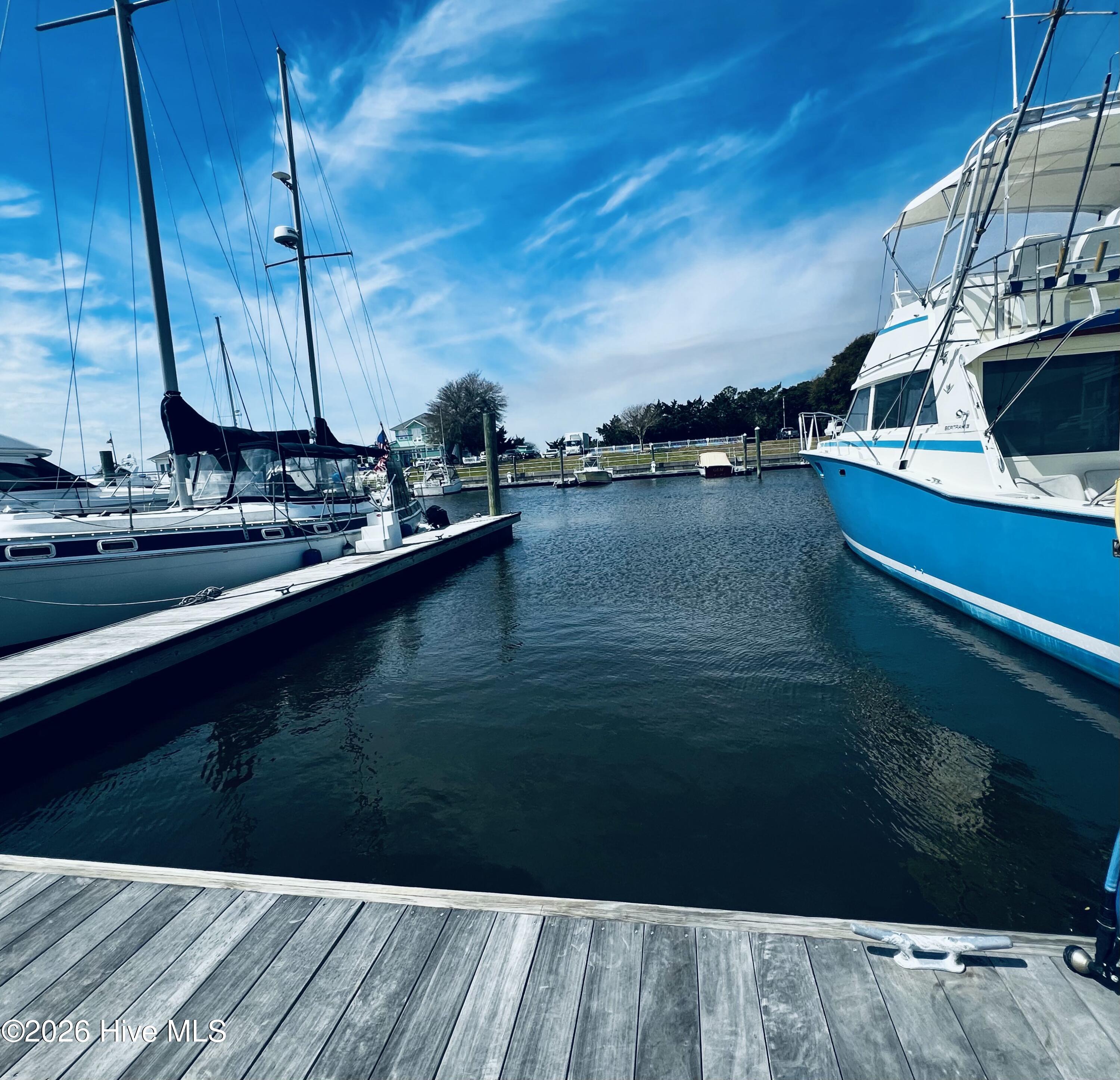 606FDD3E-C8E9-48B0-AA69-90285D68557A_1_2