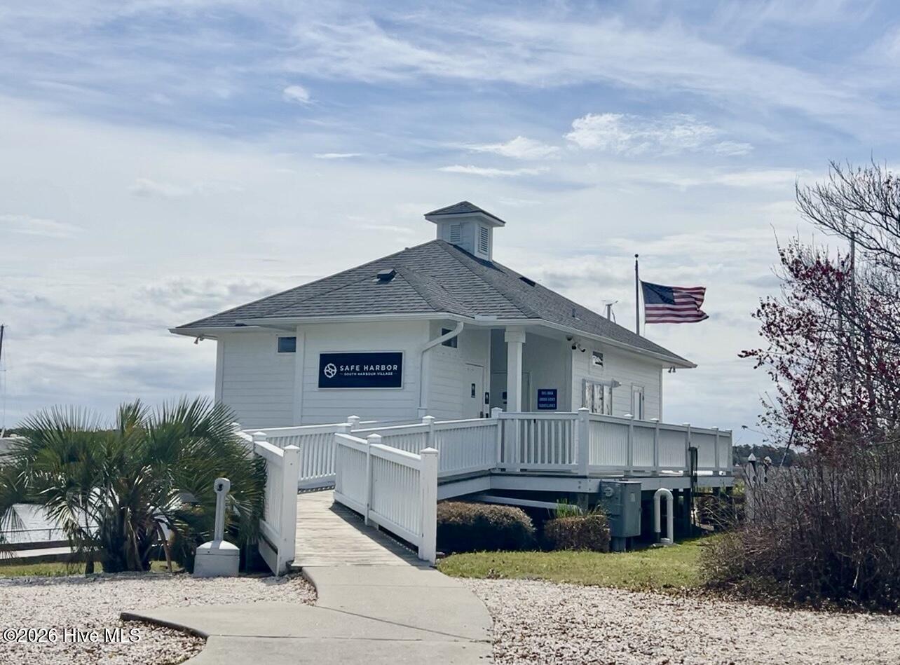 4909 Fish Factory Road Southeast, Unit B8 Southport, NC 28461 - Photo 3 of 8 ADD8803C-2560-4E8E-BAD7-768B0ACF6D14_1_2