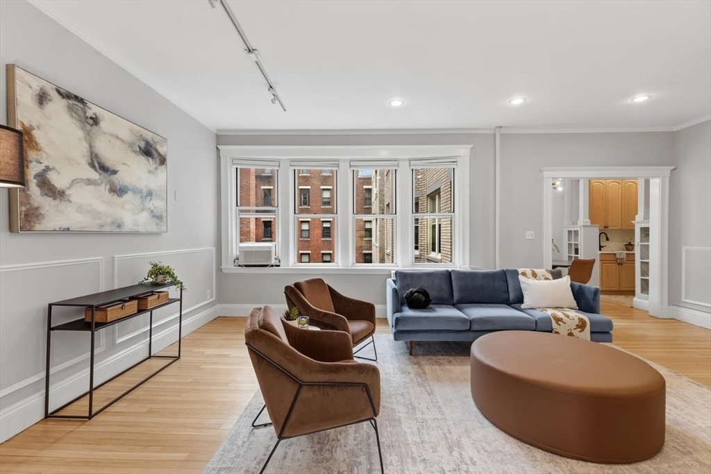 70 Fenway, Unit 36 Boston, MA 02115 - Photo 2 of 28