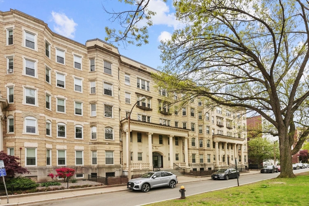 70 Fenway, Unit 36 Boston, MA 02115 - Photo 26 of 28