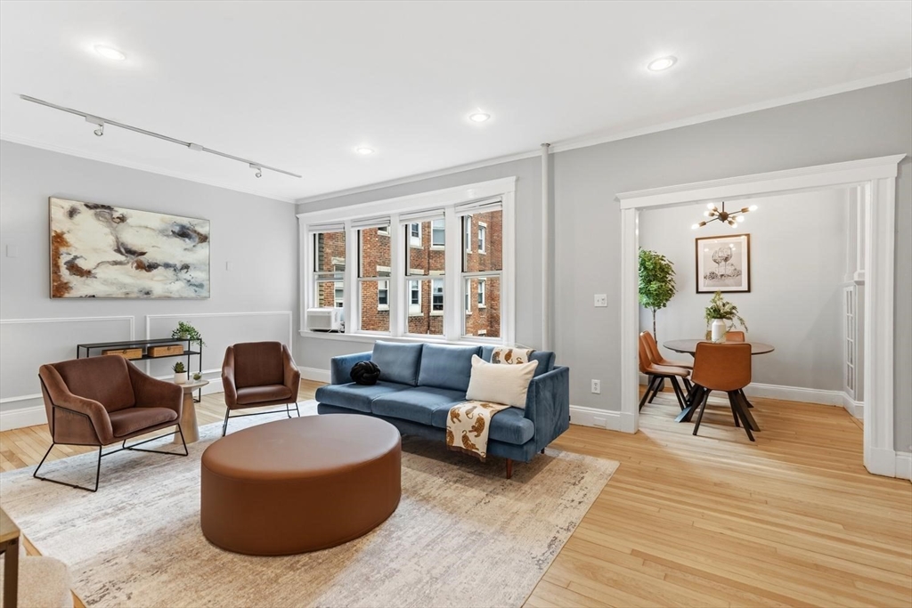 70 Fenway, Unit 36 Boston, MA 02115 - Photo 3 of 28