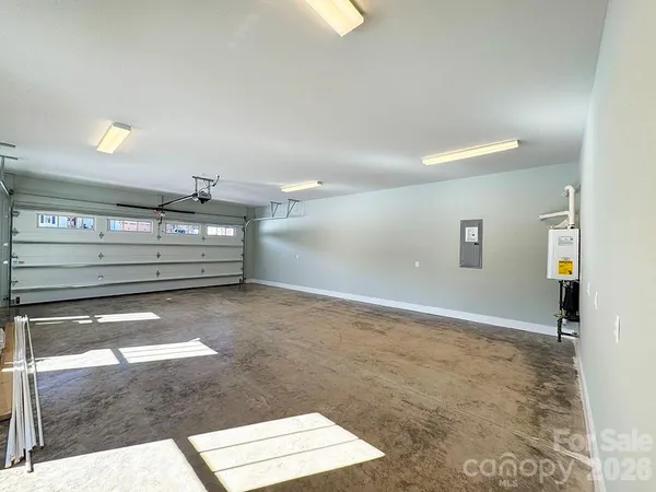 $687,500 | 3635 46th Avenue Northeast, Hickory, NC 28601