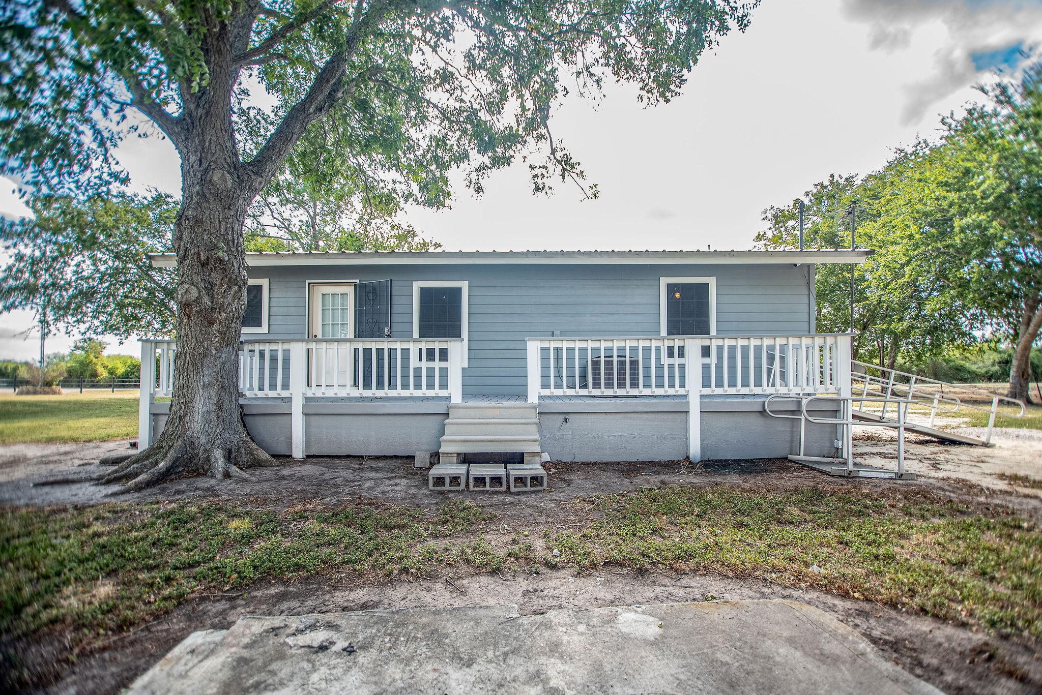 190 Hood Road Inez, TX 77968 - Photo 21 of 29 a house view with a garden space