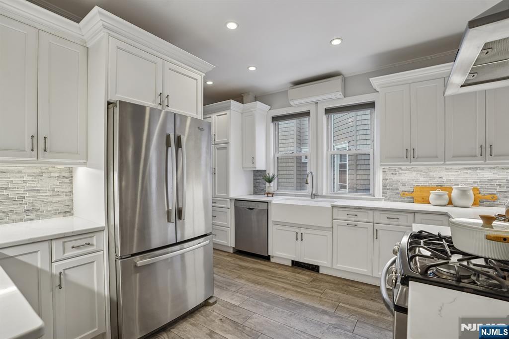 87 Ridge Road Rutherford, NJ 07070 - Photo 10 of 36 Gallery Image 10