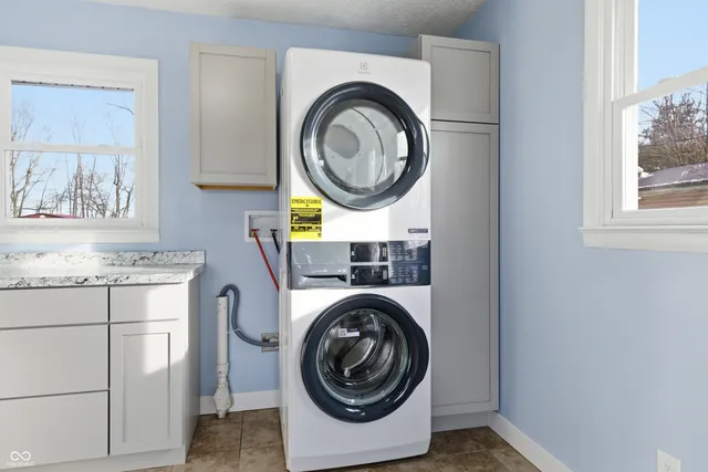 $174,900 | 8440 South Leonard Addition, Cambridge City, IN 47327