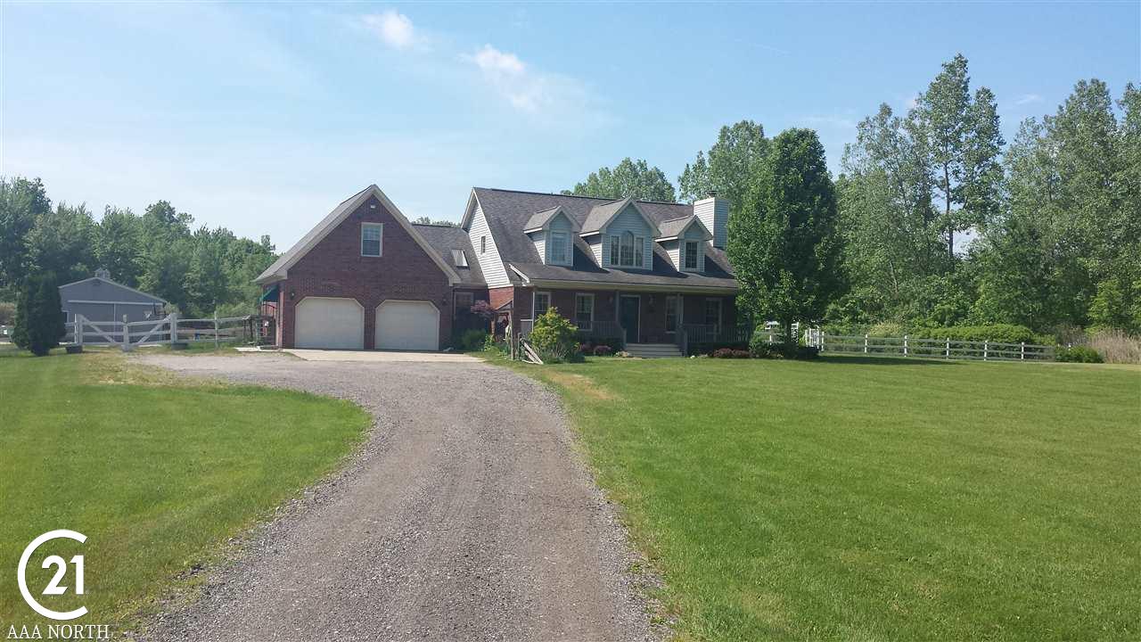 6183 Short Cut Road Marine City, MI 48039 - Photo 4 of 32