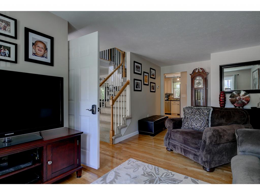 14 Pinebrook Road Nashua, NH 03062 - Photo 14 of 36