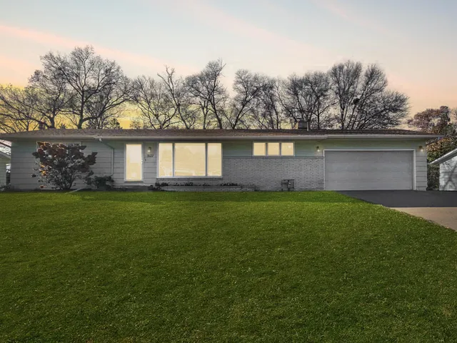 $299,999 | 1622 Graydon Avenue, Brainerd, MN 56401