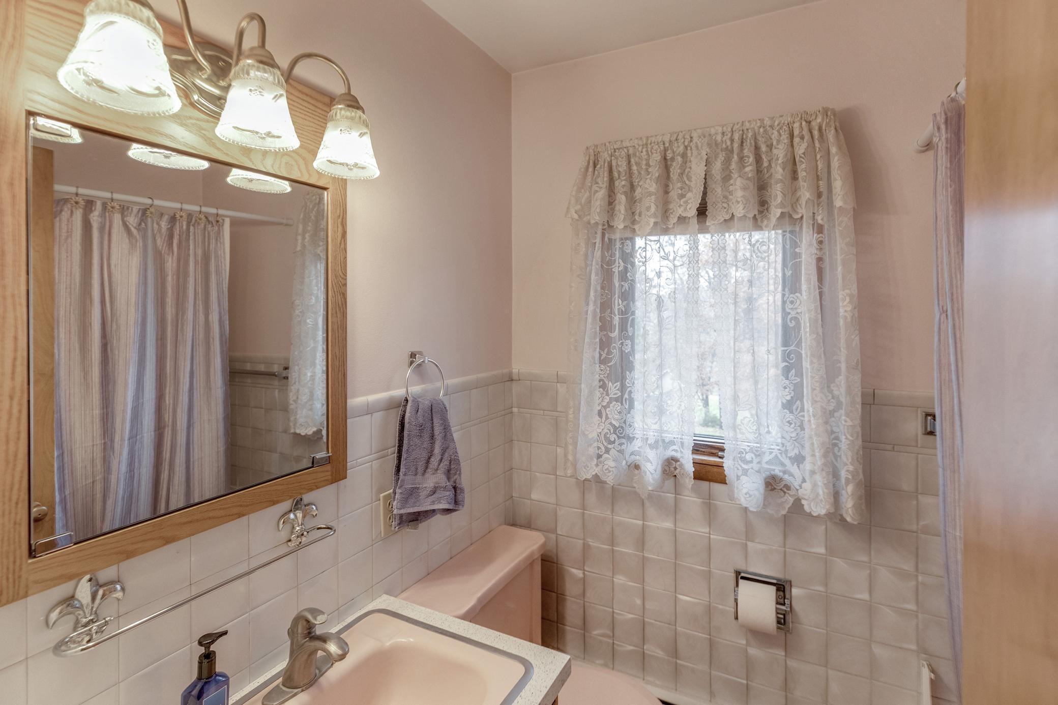 1622 Graydon Avenue Brainerd, MN 56401 - Photo 16 of 45