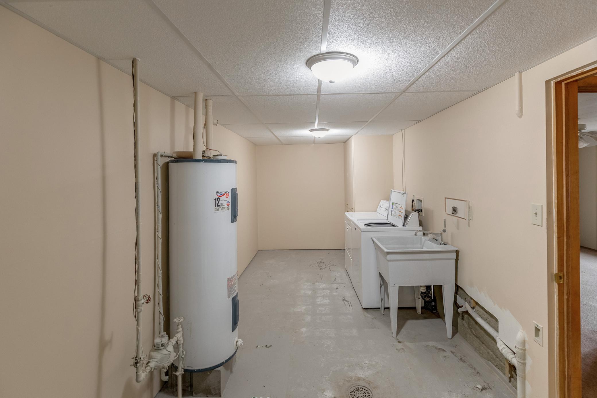 1622 Graydon Avenue Brainerd, MN 56401 - Photo 32 of 45