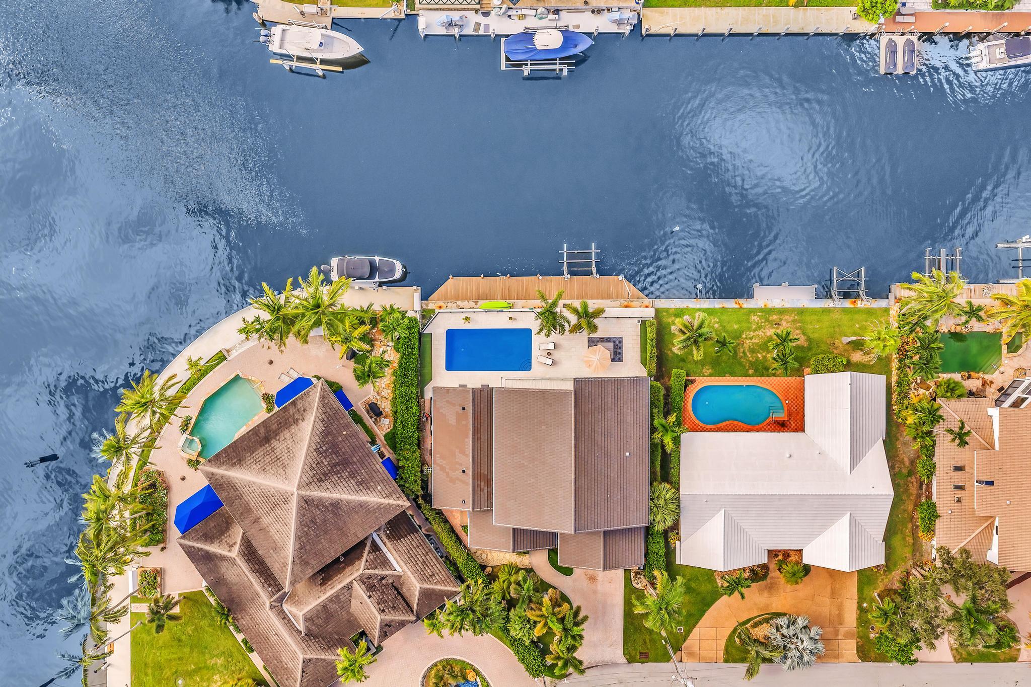2888 Northeast 33rd Street Lighthouse Point, FL 33064 - Photo 109 of 129 DJI_20250911104003_0041_D