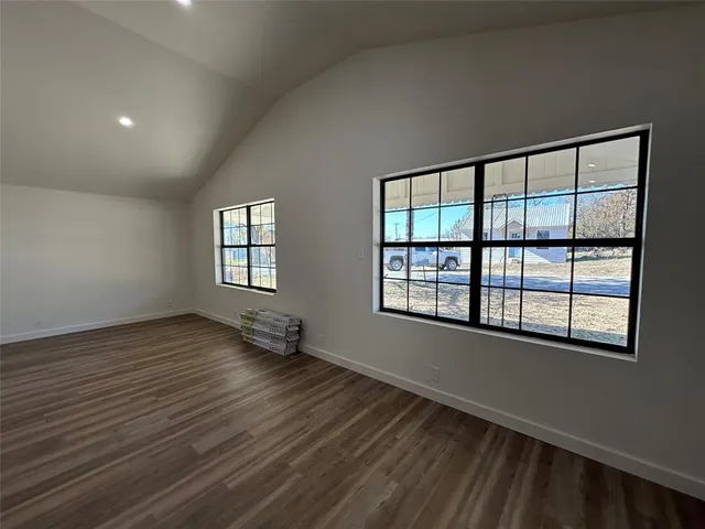 $129,900 | 102 North Pinto Street, Comanche, TX 76442