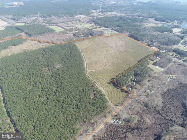 $8,250,000 | 14 (tract Tanager Et2-2031), North, VA 23128