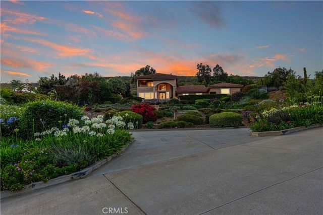 $2,395,000 | 6805 Aviano Drive, Camarillo, CA 93012