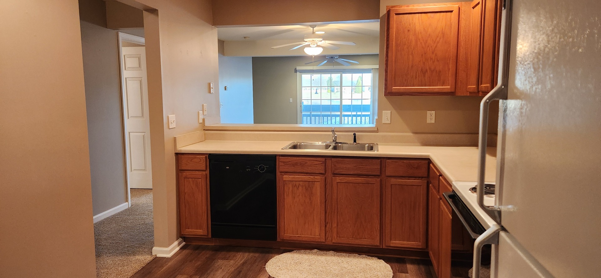 2402 Windward Boulevard, Unit 105 Champaign, IL 61821 - Photo 4 of 21