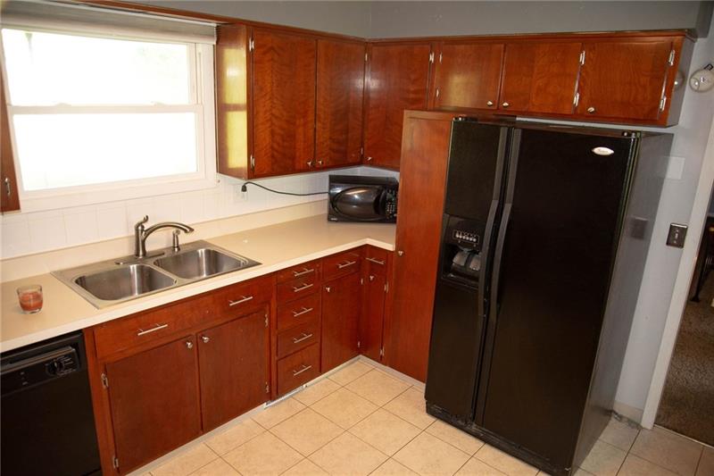 910 McKnight Road Indiana, PA 15701 - Photo 18 of 23 Gallery Image 18