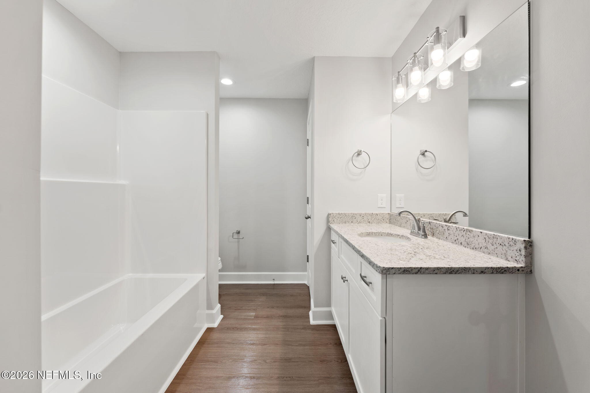 12336 Tom Wilkerson Road Macclenny, FL 32063 - Photo 13 of 15 Guest Bathroom